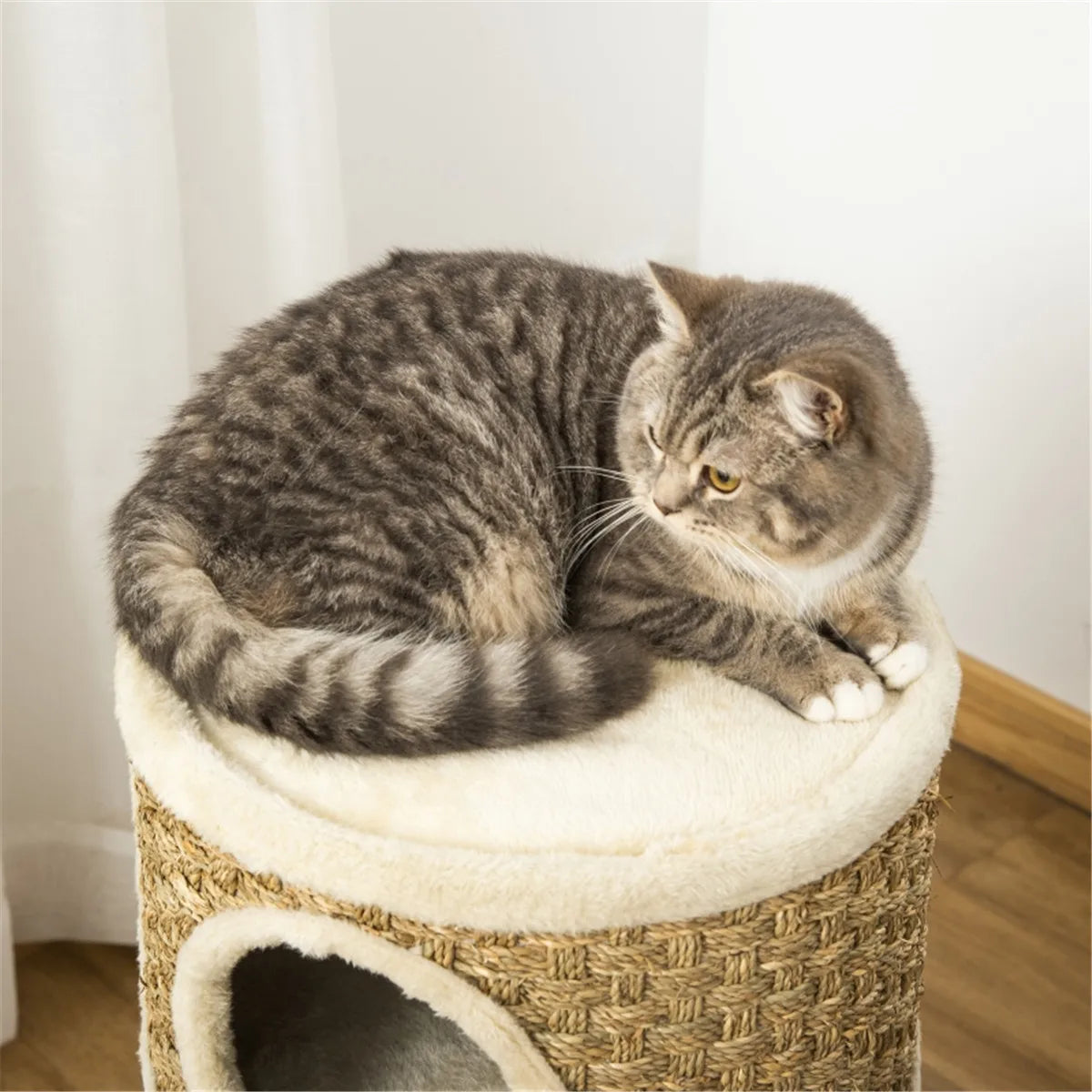 3‑Den Cat Tower Cat House Khaki Brown, Soft Plush Cat Cave with Sisal Seaweed Scratching Pads, Sturdy Particle Board Play Tower